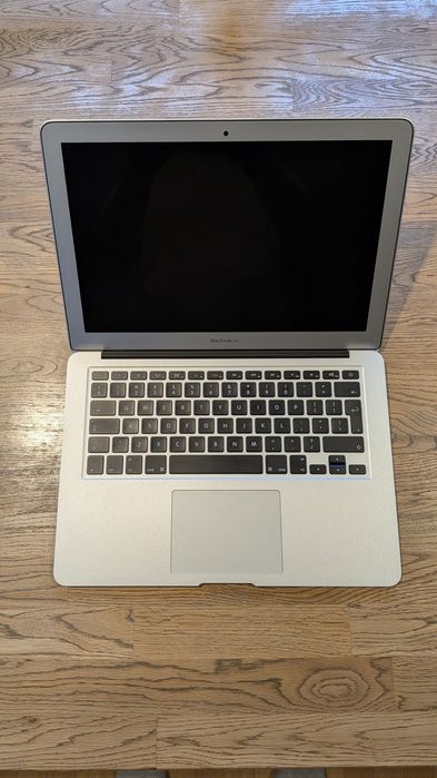 SUPER Apple MacBook Air 13" model 2017 | Intel i5 / 8GB / 128GB SSD | Pełen Komplet | 1 Właściciel kupiony w 2021r.