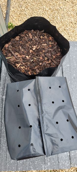 Doniczki 4L /100szt foliowe Produkcyjne Producent