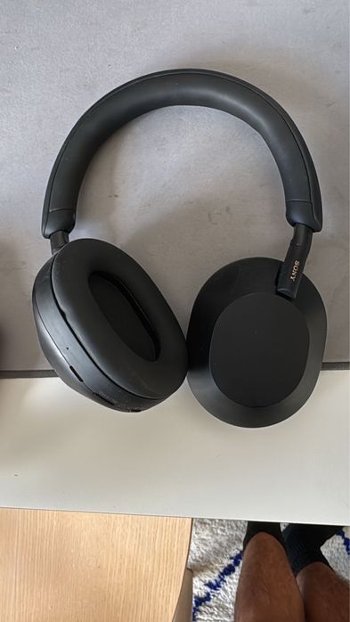 Fones Sony WH-1000XM5