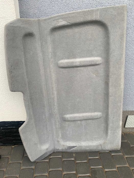 półka tylna bagażnika od Audi a6