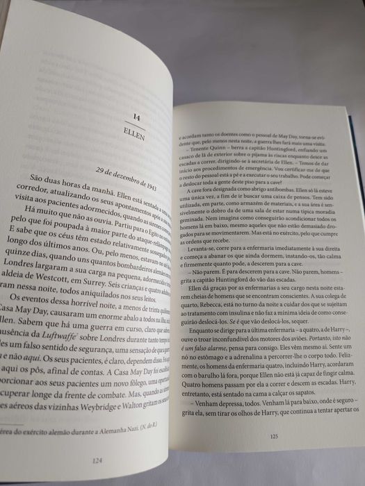 Livro: O Segredo Da Casa May Day de Victoria Scott