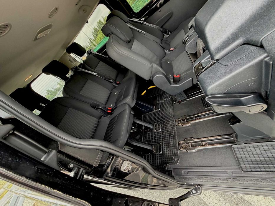 Ford Transit 9-osobowy – wynajem busa | Legnica