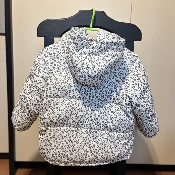 Весняна куртка на дівчинку