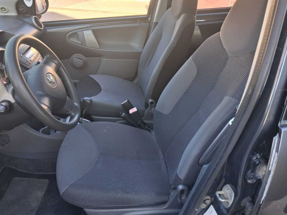 toyota aygo automatico — photo 5