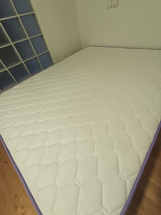 Cama de casal + colchão