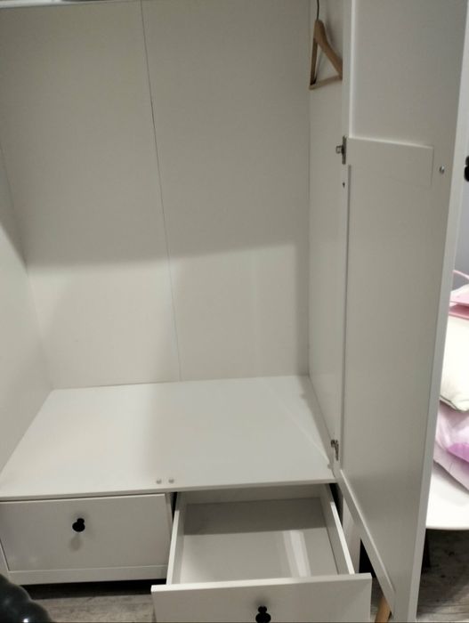 Szafa biała dwudrzwiowa