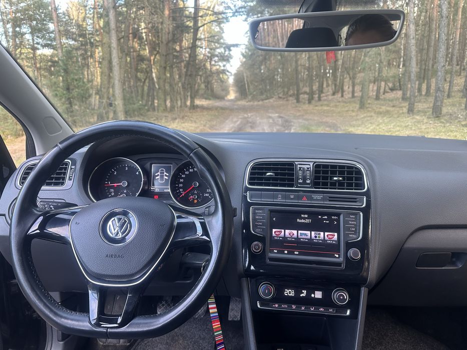 Volkswagen   Polo