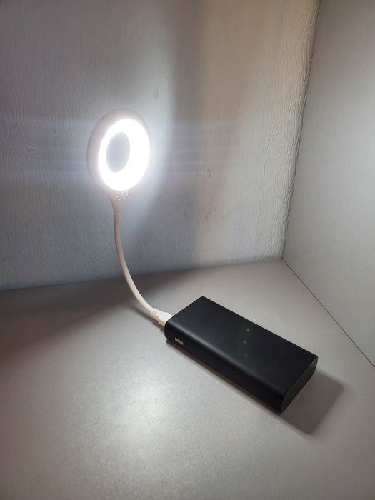 USB-лама гнучка від power bank