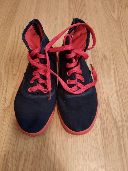 Жіночі стильні кеди