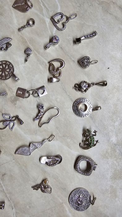 Серебрянные кулоны,крестики