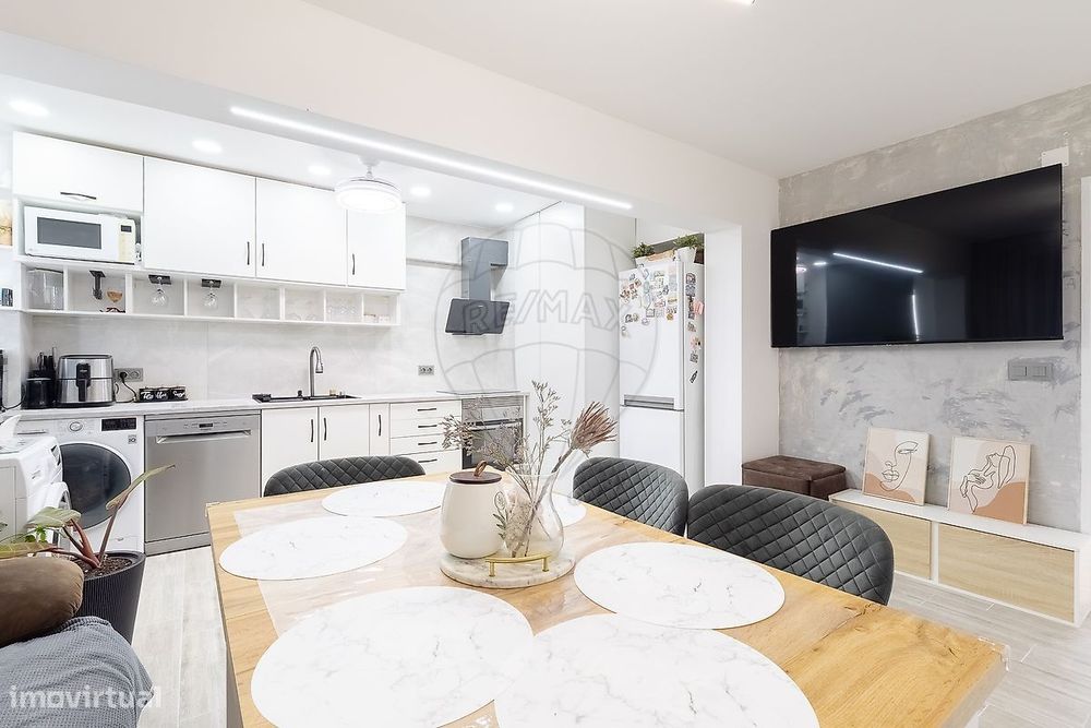 Apartamento T4 para venda — Quelfes, Faro