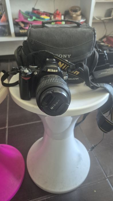 Фотокамера nikon d60,