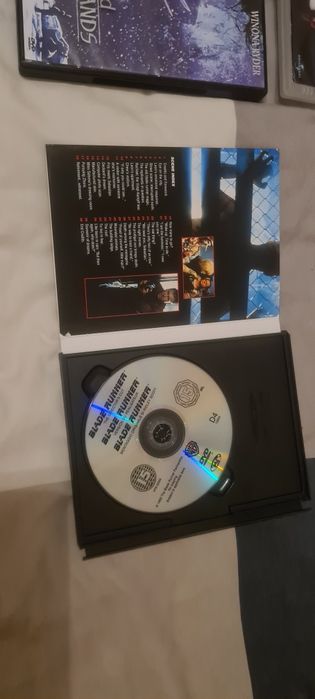Dvds colecao, 23 unidades praticamente novos, alguns ainda seleados
