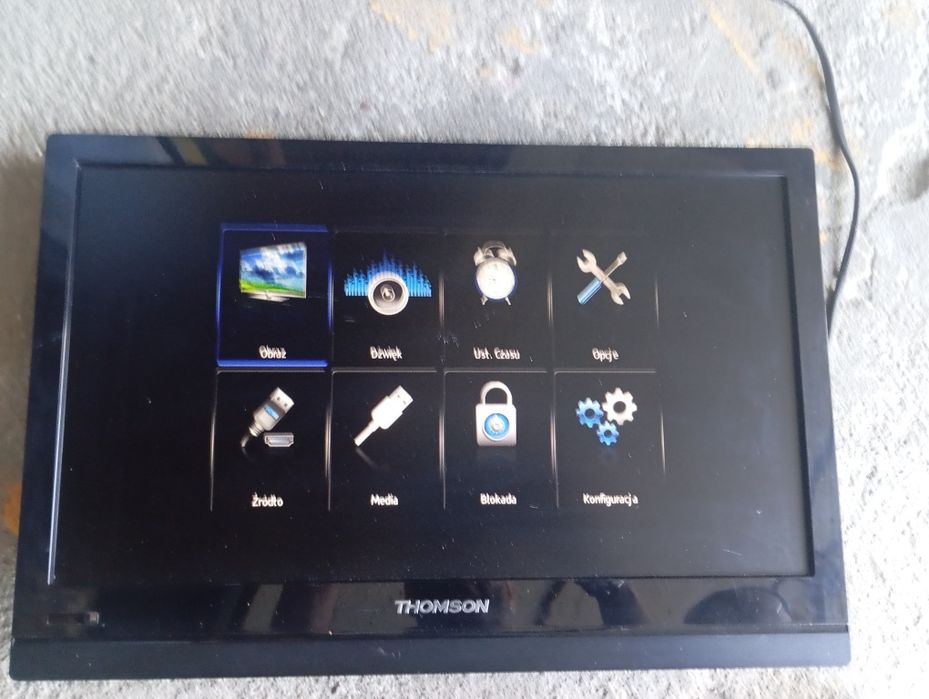Tv LED Thomson 19HT4253C  19 cali szkiełko ;)