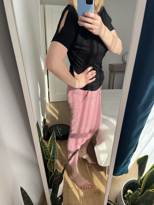 Bluzka Orsay, ciekawy otwarty rękaw