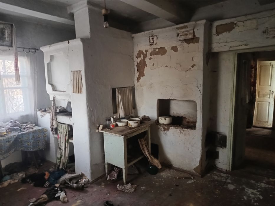 Продам хату в Полонському районі