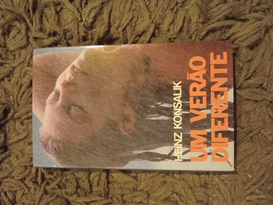 Livro "Um Verão Diferente" - Heinz Konsalik