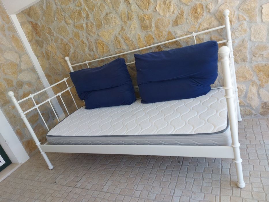 Cama/sofa de ferro