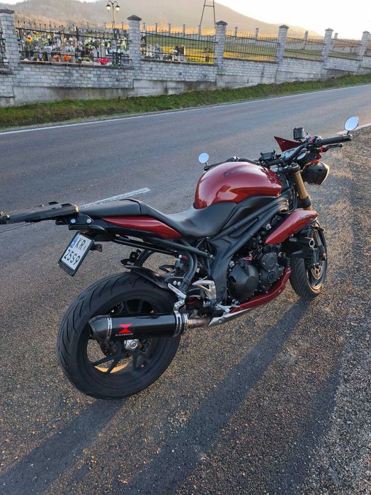 Triumph Speed Triple 1050