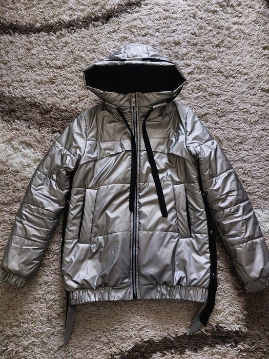 Весняна курточка на дівчинку