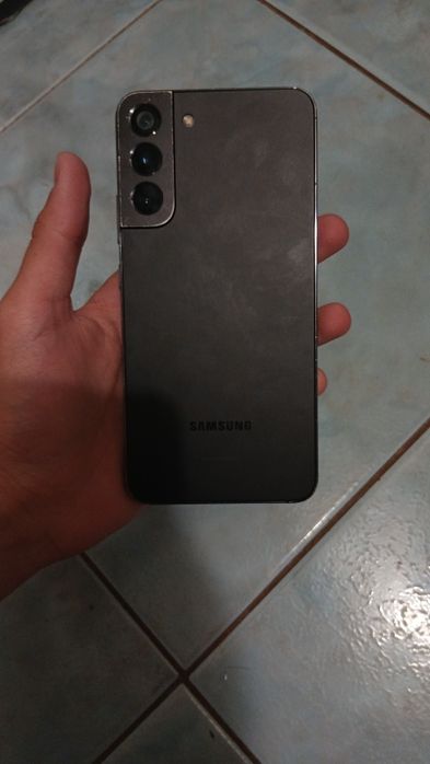 Samsung galaxy s22+