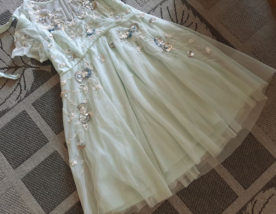 Asos sukienka L 40 tiul