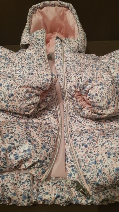 Zimowa kurtka H&M w rozmiarze 104