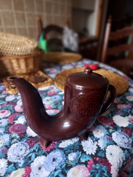 Ciekawa gliniana konewka