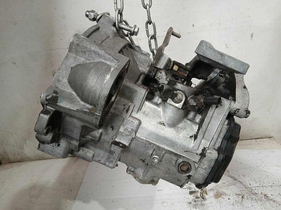 Caixa de velocidades manual VOLKSWAGEN Golf V (1K1)
