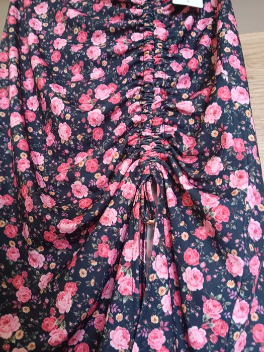 Spódnica w kwiaty rozm XS/ S