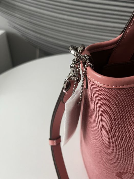 bolsa em tecido  Coach