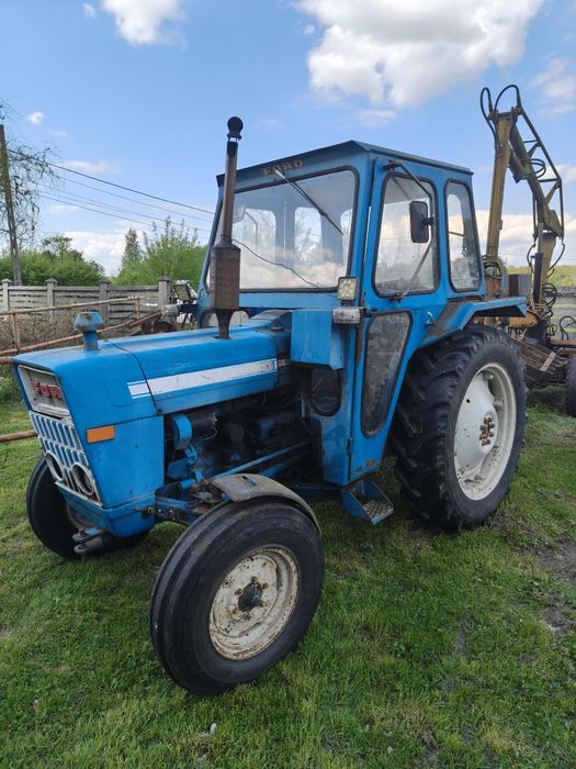 Ford 3000 sprawny technicznie