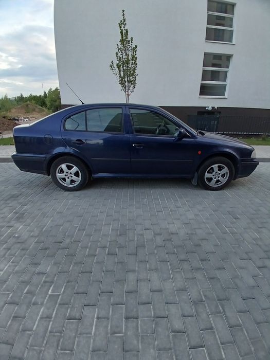 Продам шкода Октавія тур