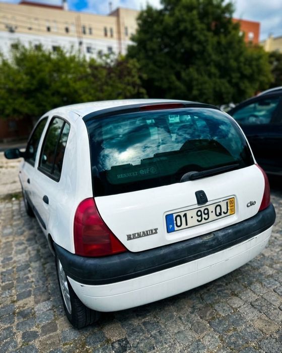 Renault clio  ano 2000 gasolina