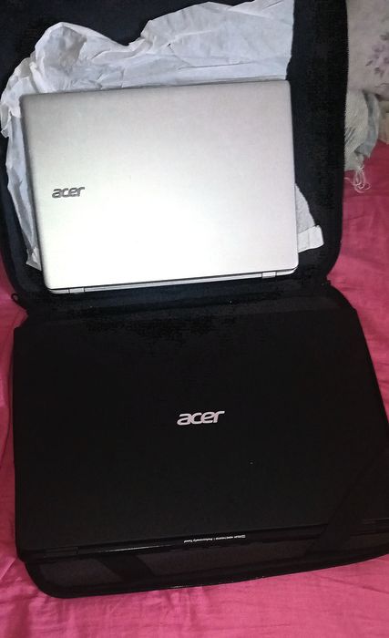 Lote 2 Portáteis Acer (Como Novos) – Ecrã Touch + Ecrã Ultra-Slim CineCrystal + Office Instalado