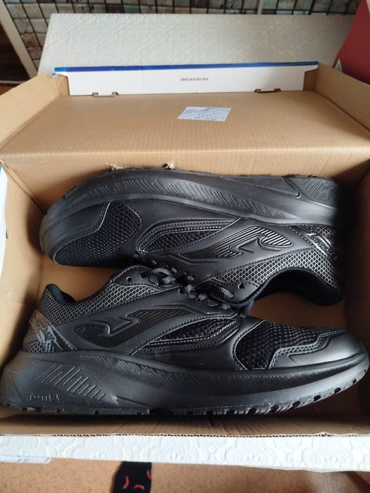 Кроссовки Joma мужские