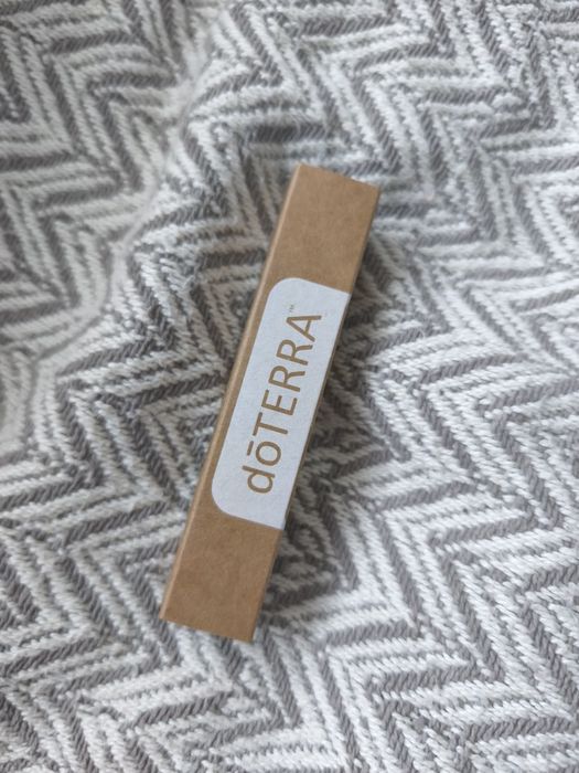Nowy olejek Dottera Rose roller rollon