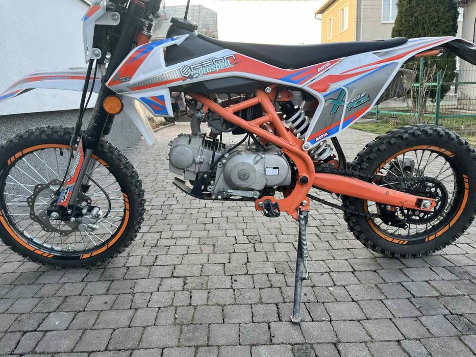 Мотоцикл GEON DAKAR GNS 125
