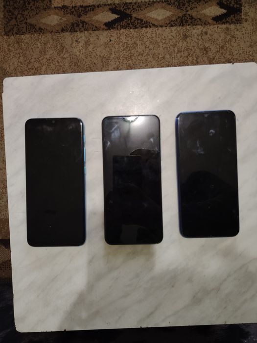 Продам телефони в робочому стані