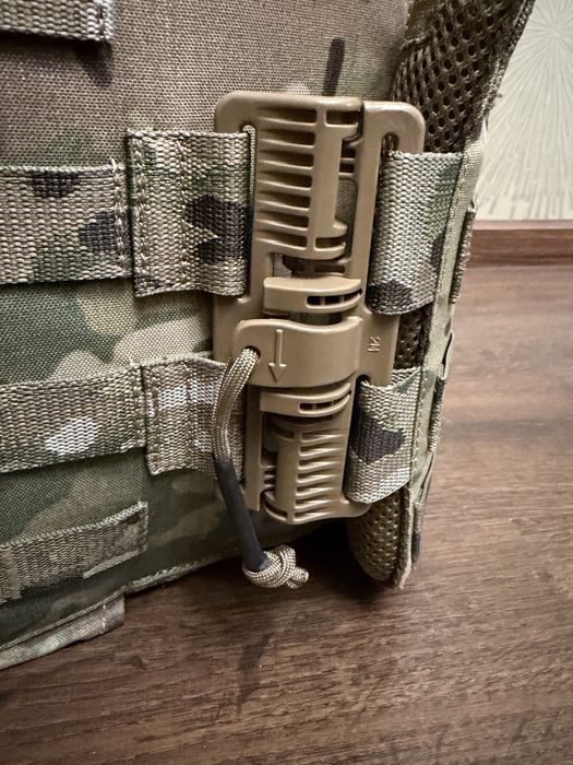 Плитоноска Буревій