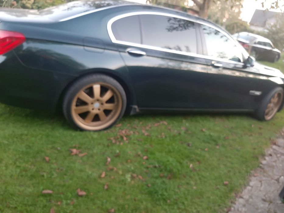 BMW 7 F02 LONG