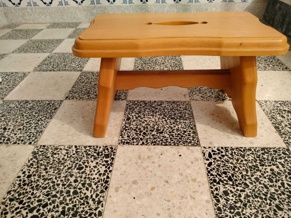 Elegant Small Solid Wood Bench64751026815233120