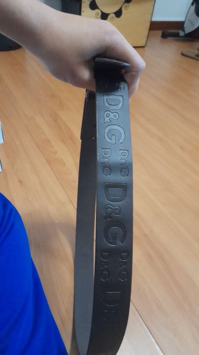Cintos de marca novos