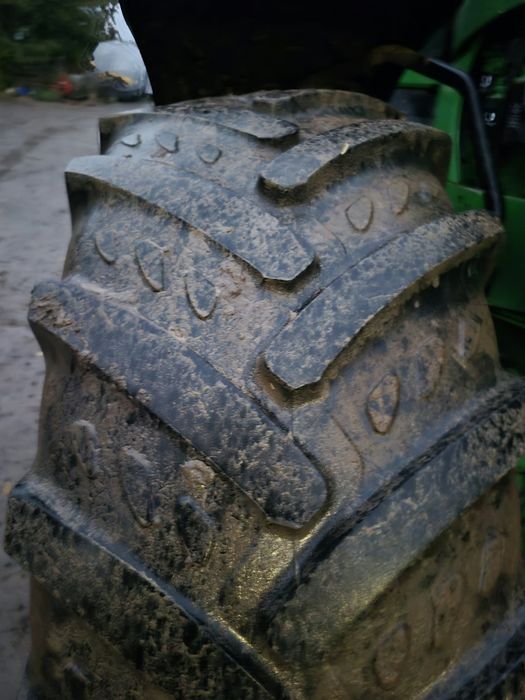 Sprzedam opony 540 65 r30 kleber