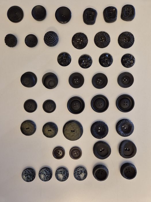 Botões antigos costura