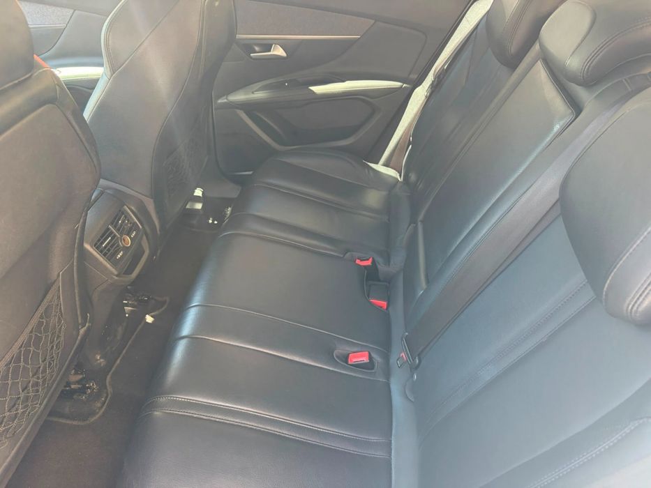 Peugeot 3008 PureTech 1.2 2019 — photo 5