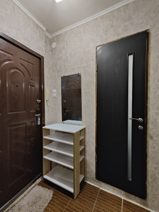 Продам 1 комнатная квартира Залютино, рядом рынок.