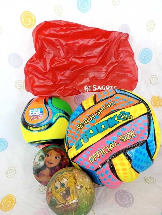 Lote de bolas para piscina e praia
