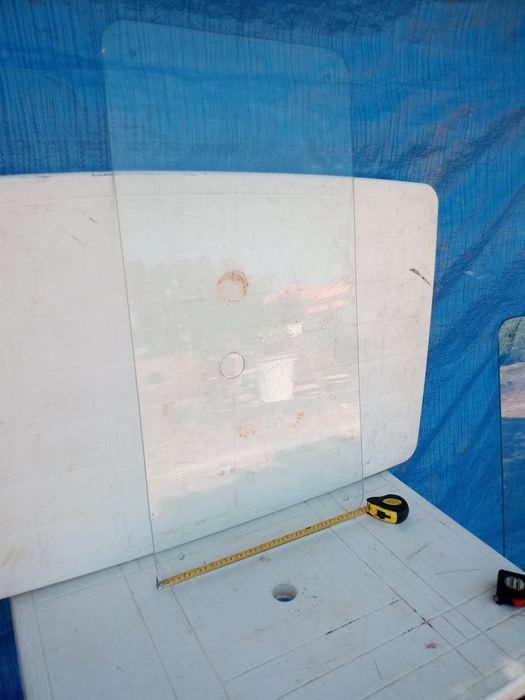 Acrílico e vidro vários