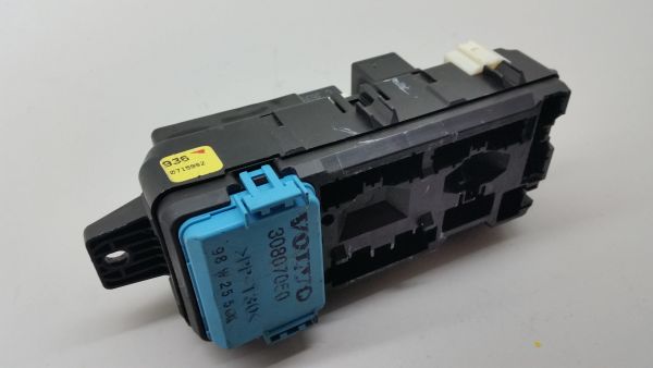 Caixa fusíveis / SAM / BSI VOLVO V40 Combi (VW)